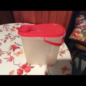 Tupperware. Beverage holder in good condition.